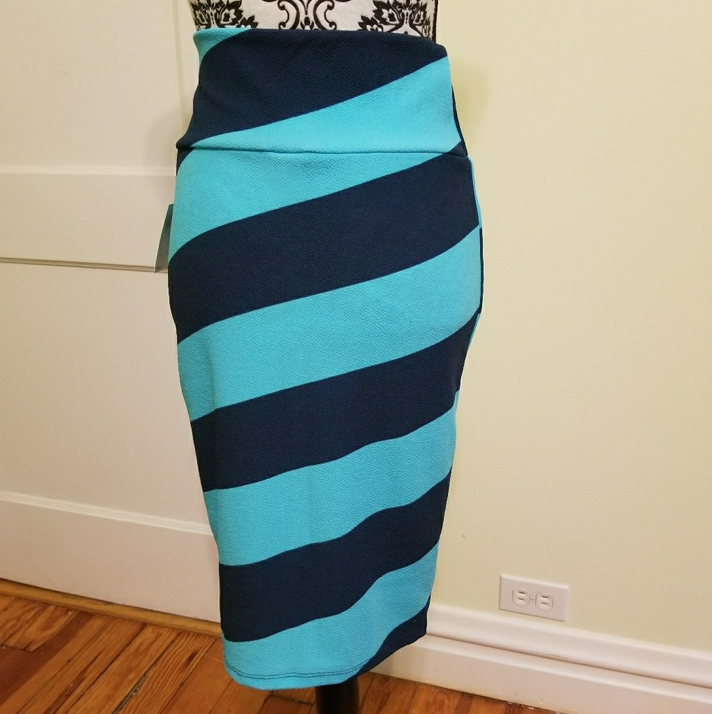 NWT Lularoe Navy/Turq. Striped Cassie Skirt, S